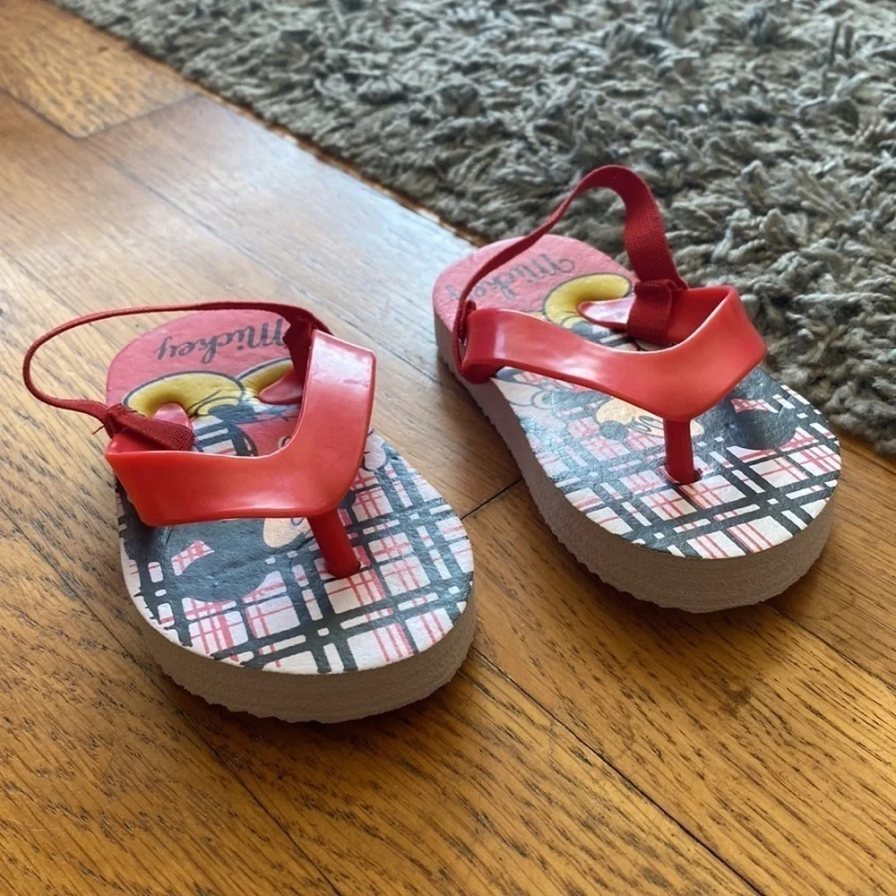 Mickey Mouse Red Sandals Unisex Size 5